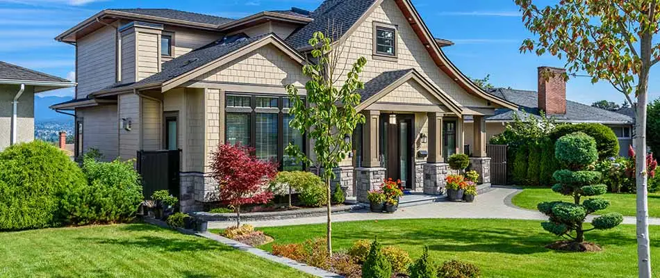 This home in Spokane benefits from regular fertilization and weed control treatments.